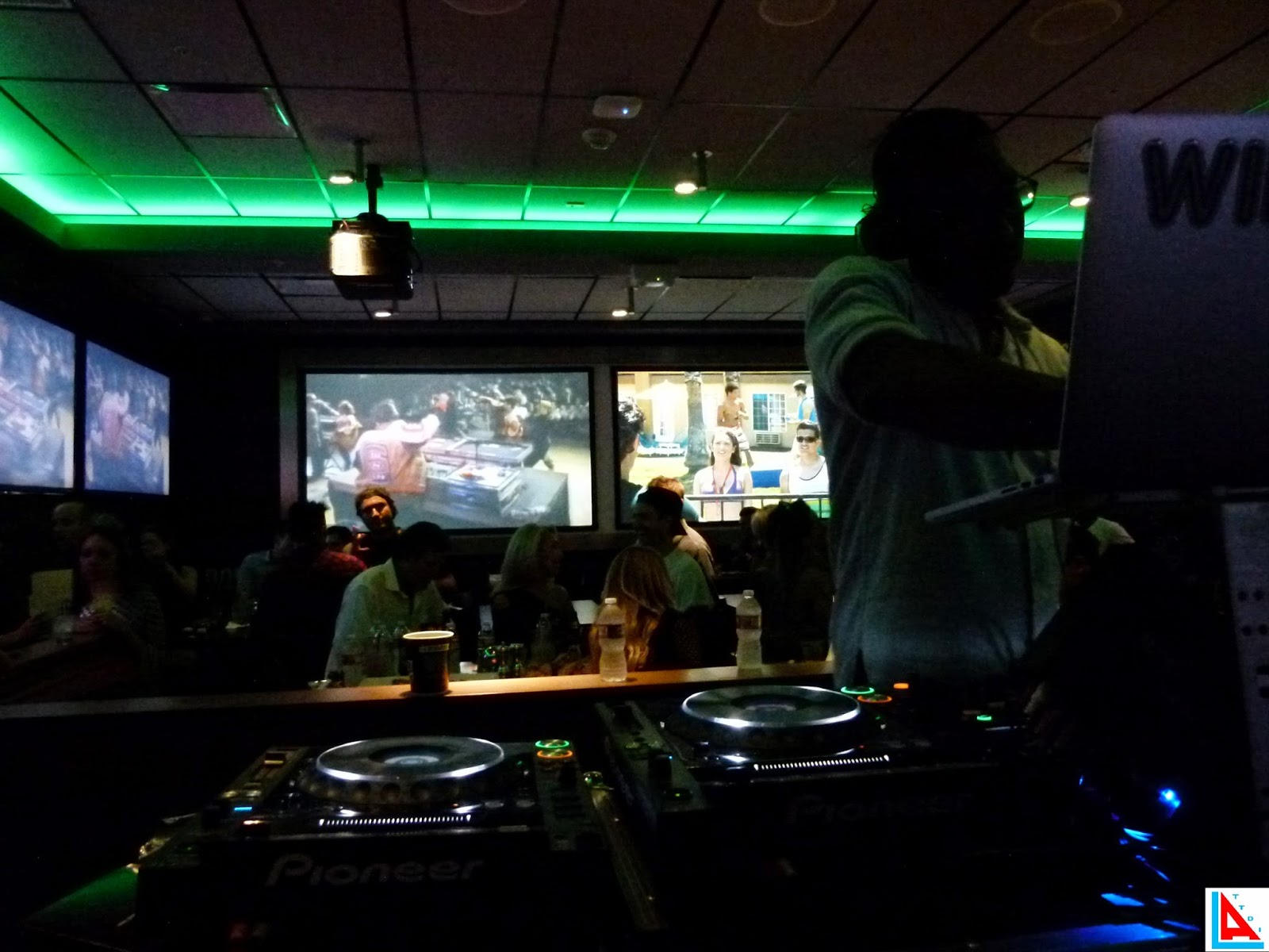 Things To Do In Los Angeles Dave & Buster's Grand Opening Hollywood