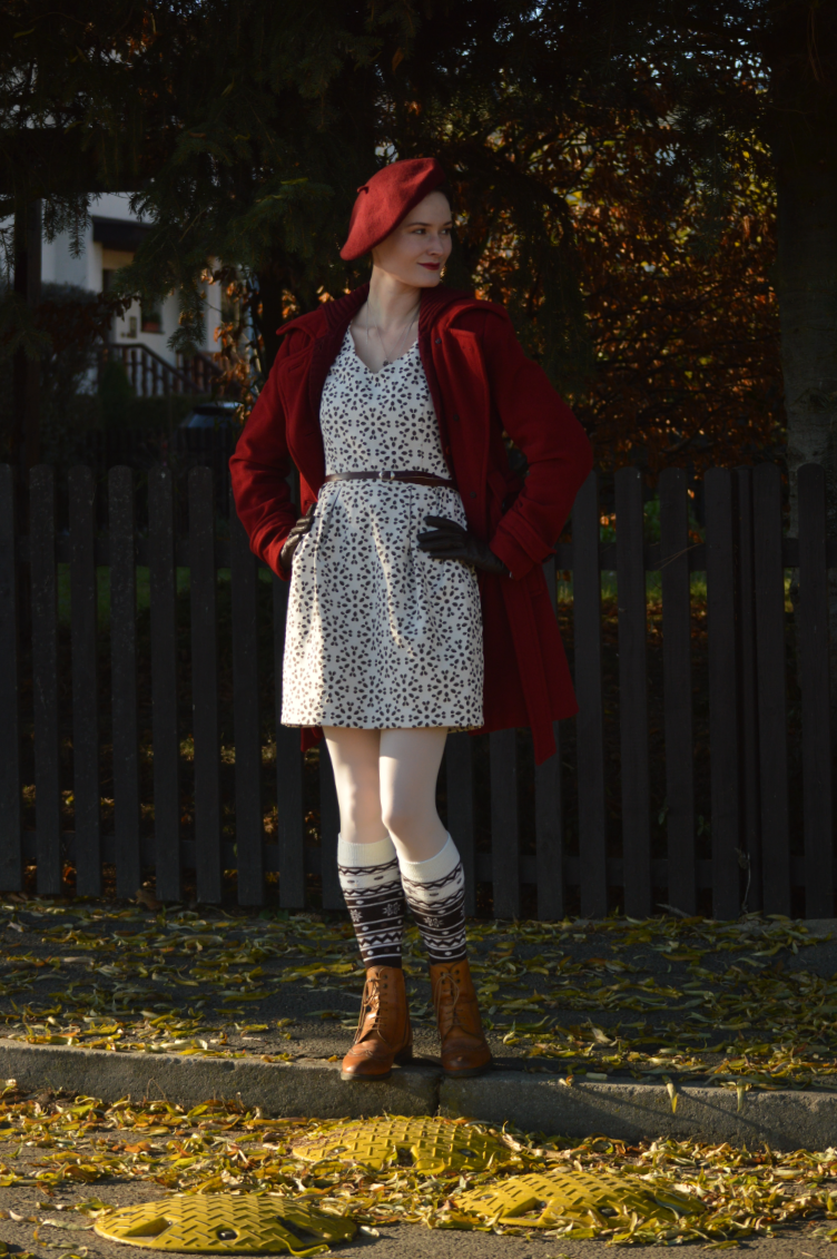 photobombing cat, autumn winter outfit, georgiana quaint, vintage style