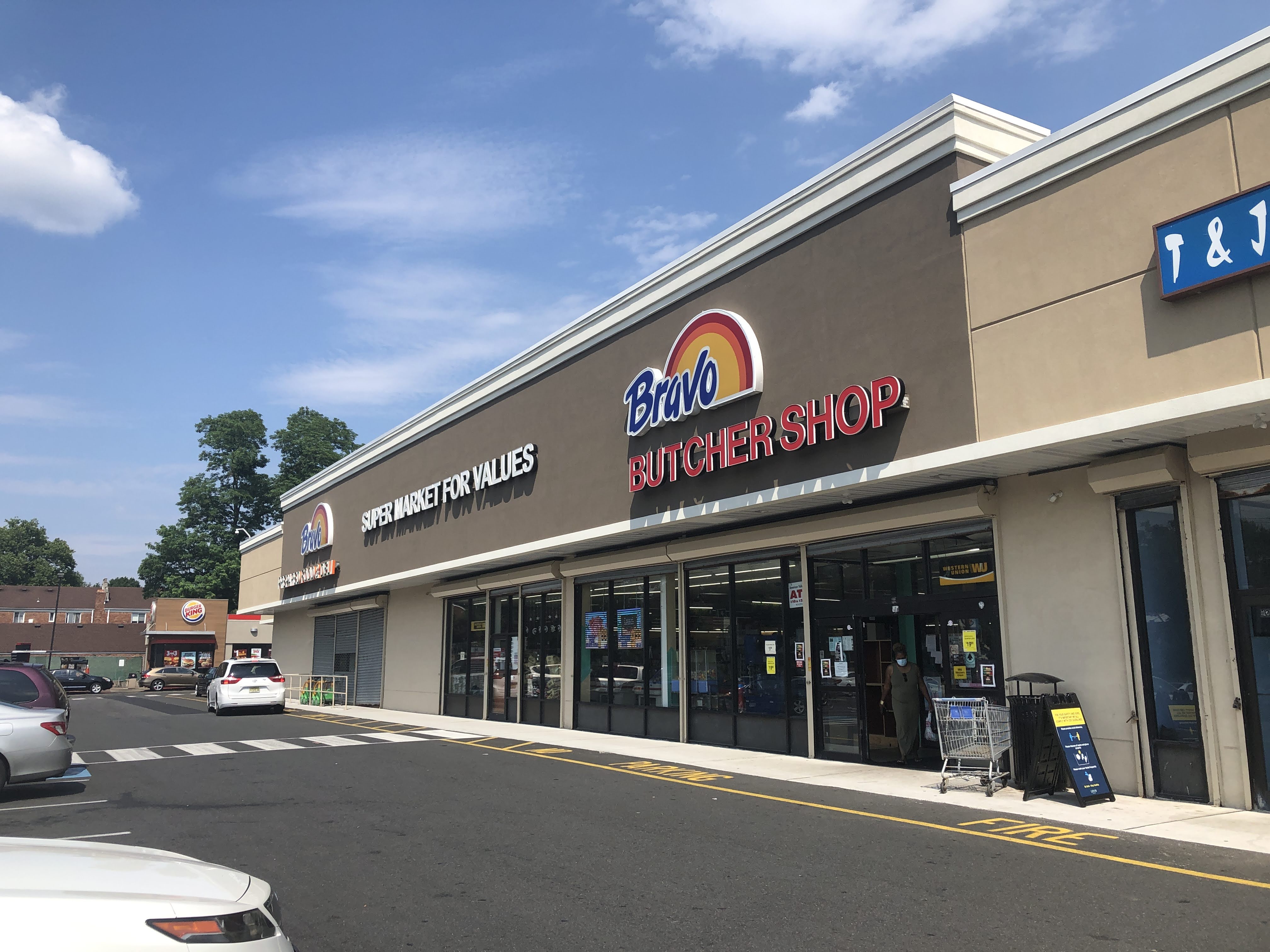 TOUR Bravo Supermarkets South Plainfield, NJ