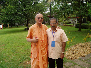 Swami kesavadas & Prof.John Kurakar