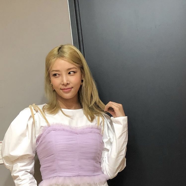 현실과 자본주의가 명확한 유빈.jpg | 인스티즈