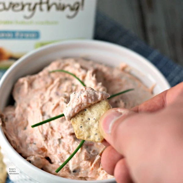 Easy Smoked Salmon Dip | by Renee's Kitchen Adventures - easy recipe for a fabulous smoked salmon dip which goes perfect with Van's Simply Delicious, Gluten-Free Lots of Everything Crackers! #ad