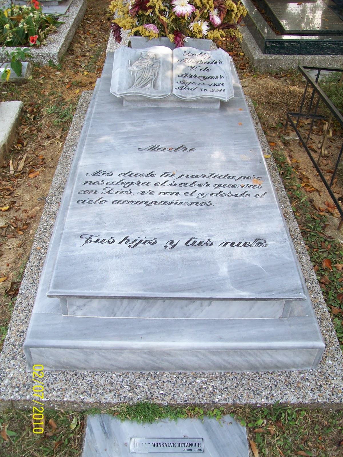 marmoles la elegancia tumbas