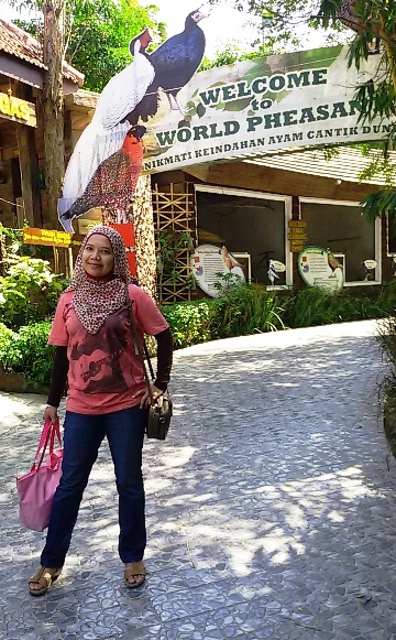 cara pesan tiket pesawat murah di pegipgi wisata indonesia keluarga ke batu secret zoo dan eco green park jatim malang nurul sufitri mom lifestyle blogger