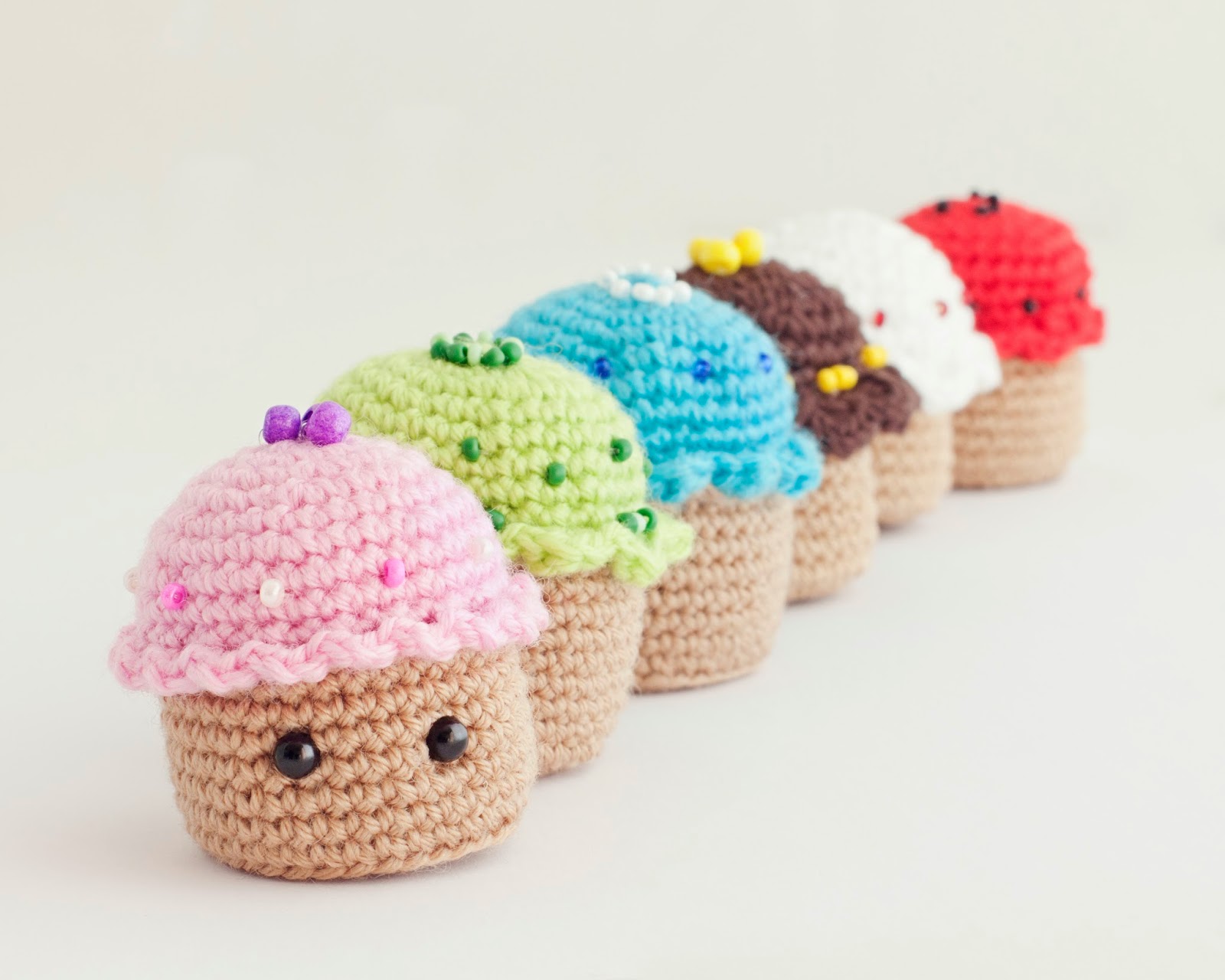amigurumi-cupcakes-pasteles-patron