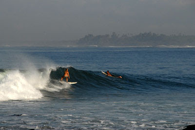 Medewi Surfing
