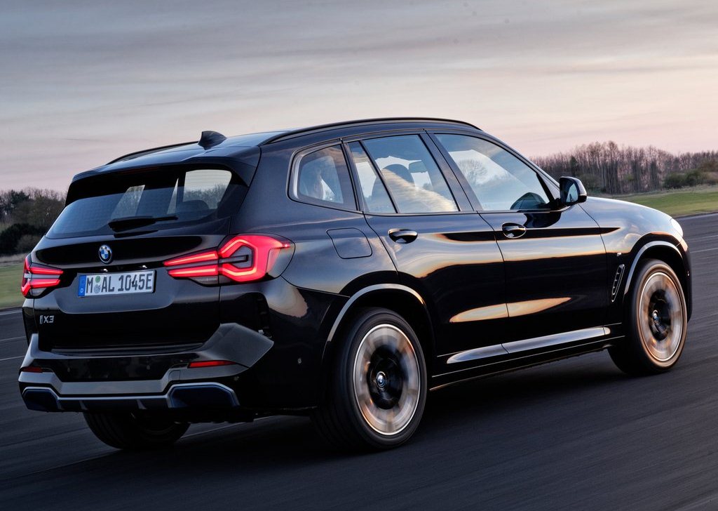 2022 BMW iX3