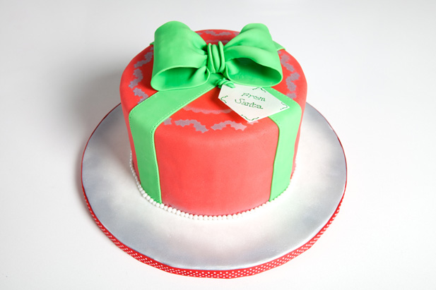 Christmas cake decorating for beginners