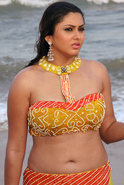 Actress Namitha navel show Photos