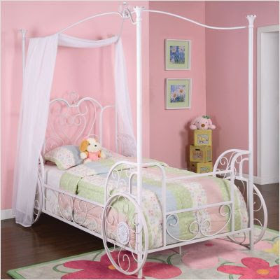 bedroom-theme-canopy-bed-ideas-diy-girls-room-summer-fun-pink-white ...