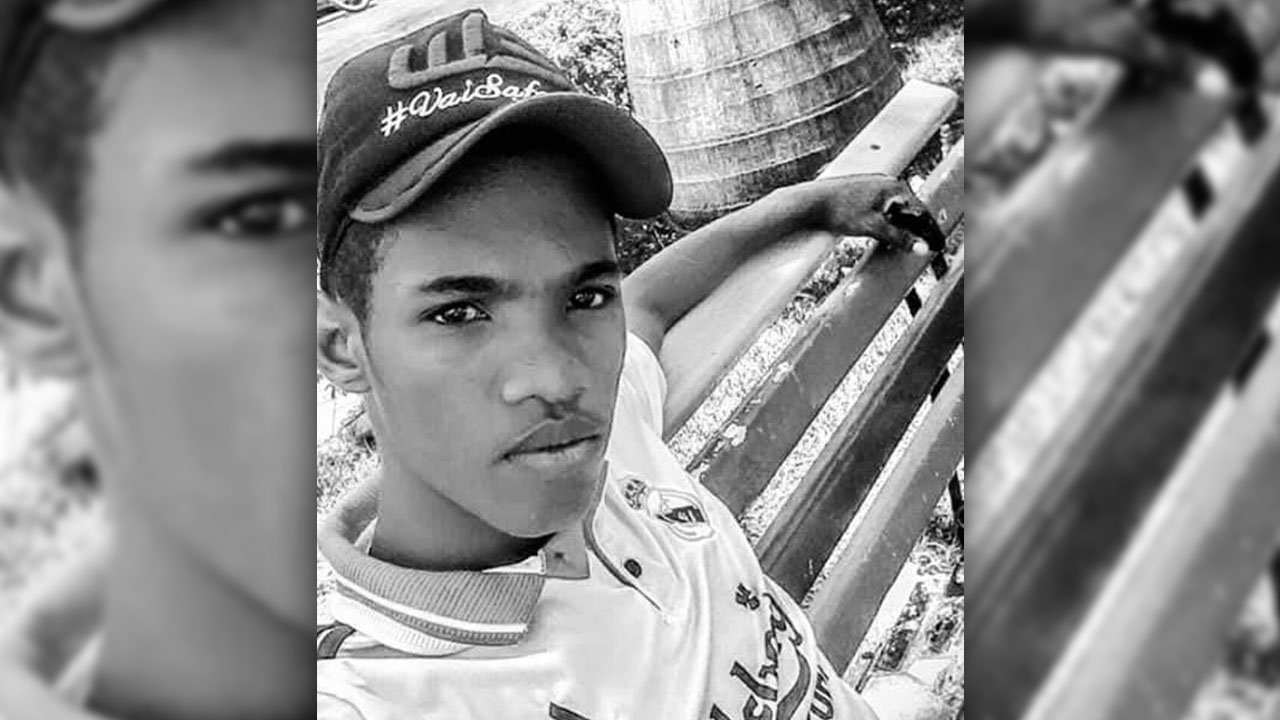 Jovem morre após bater moto em estaca na zona rural de Custódia