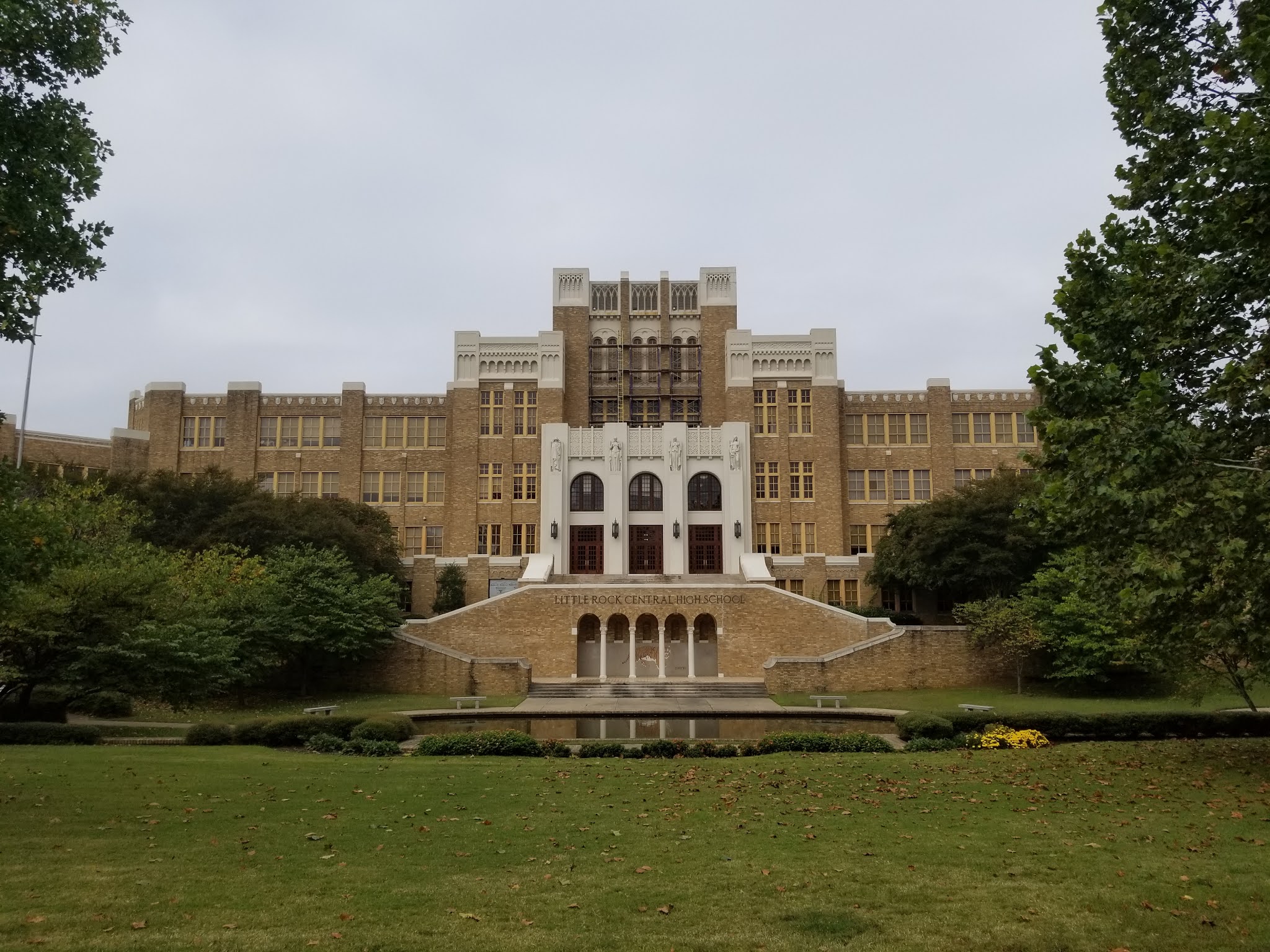 LITTLE ROCK CENTRAL HIGH SCHOOL