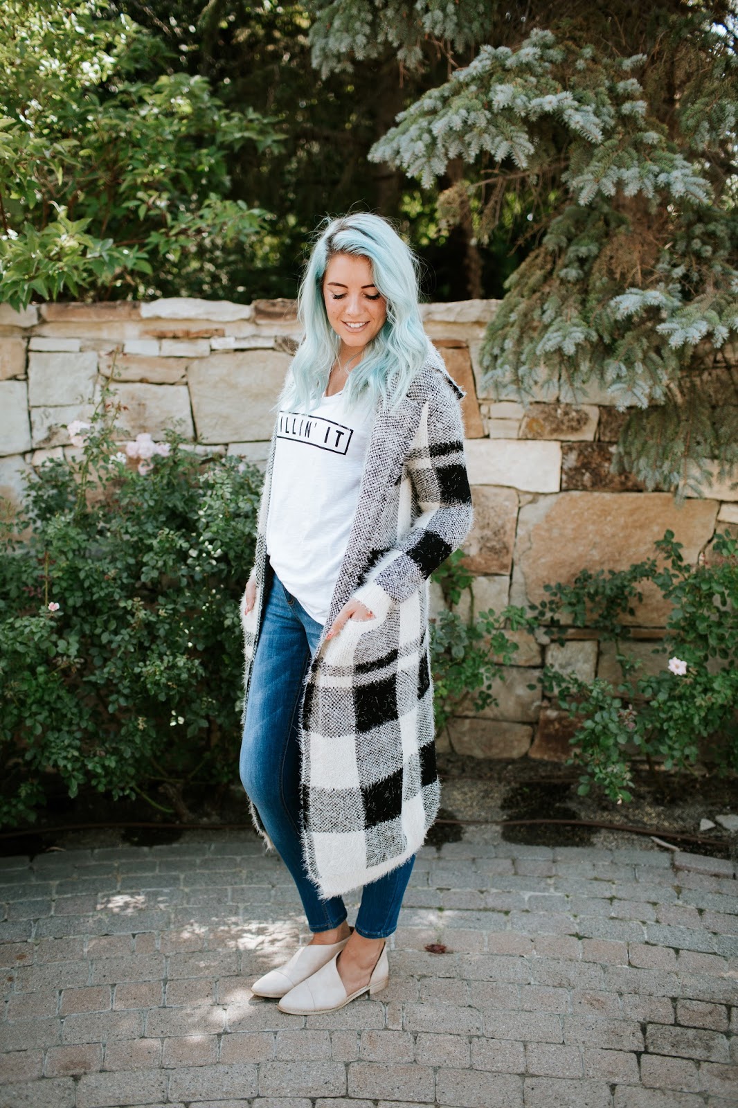 Black and white cardigan, checked cardigan, blogger
