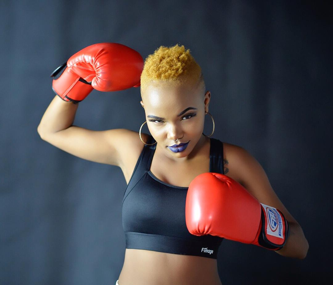 Behind The Scene VIDEO: Rosa Ree Alipotembelea Ofisi za Global ...