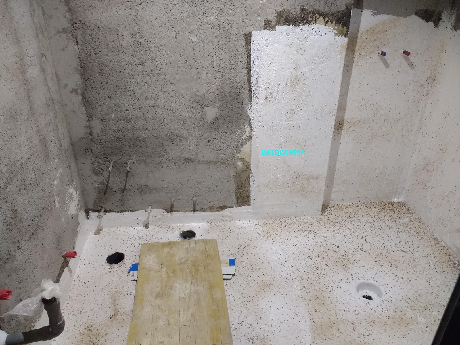 BALDOSASSA : IMPERMEABILIZACION BAÑO COMPLETO Y DUCHA A RAS DE SUELO