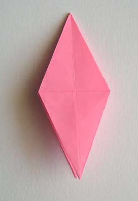 Cara membuat origami bunga lily