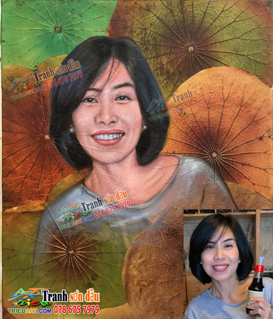 Vẽ tranh chân dung sơn dầu nghệ thuật nền hoa sen