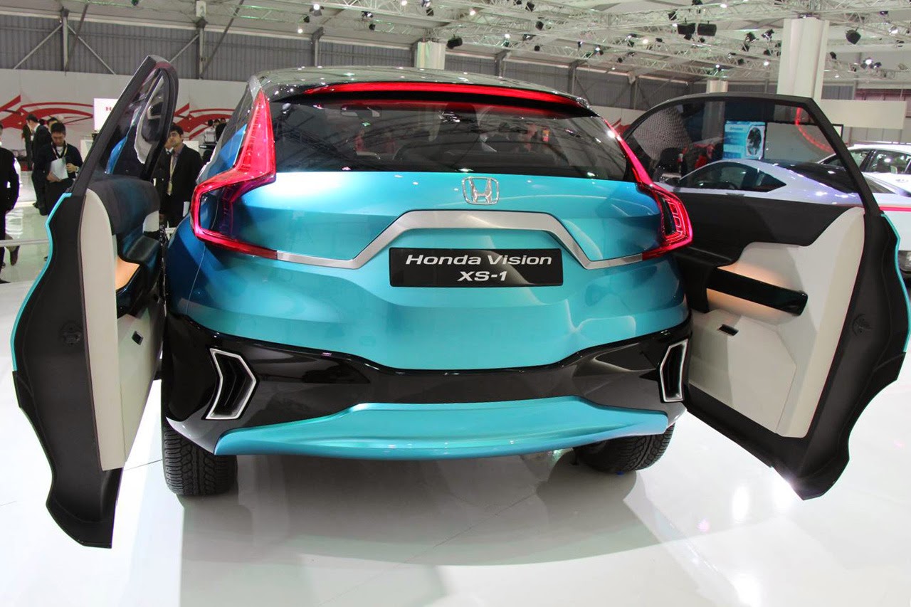 © Automotiveblogz: Auto Expo 2014: Honda Vision XS-1 Concept Photos