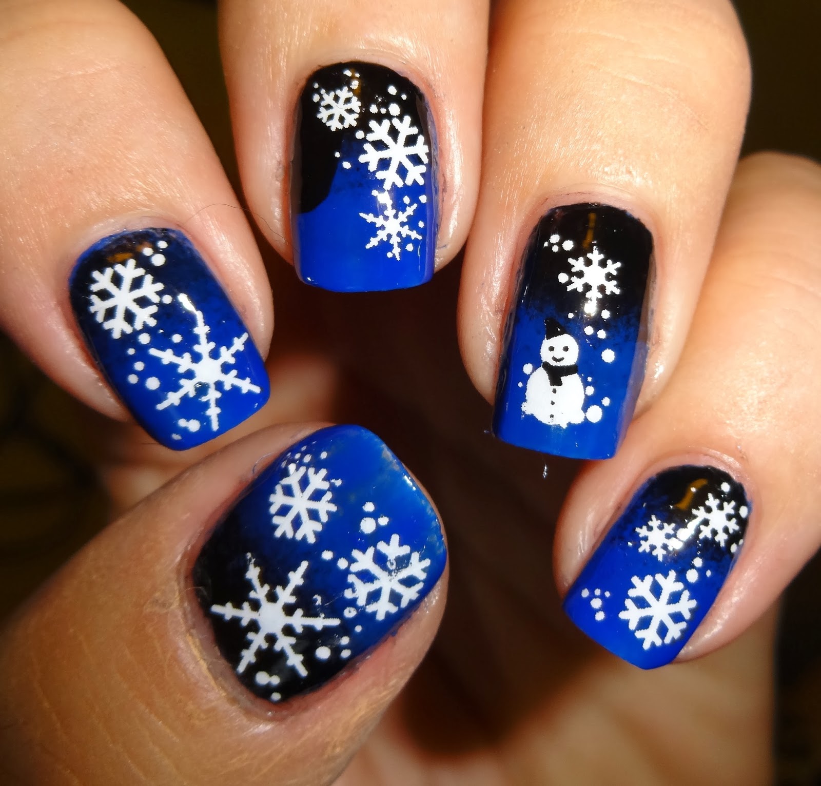 Wendy's Delights: Snowfall Water Decals from Sparkly Nails