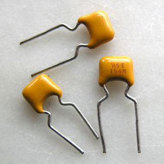 capacitor poliester