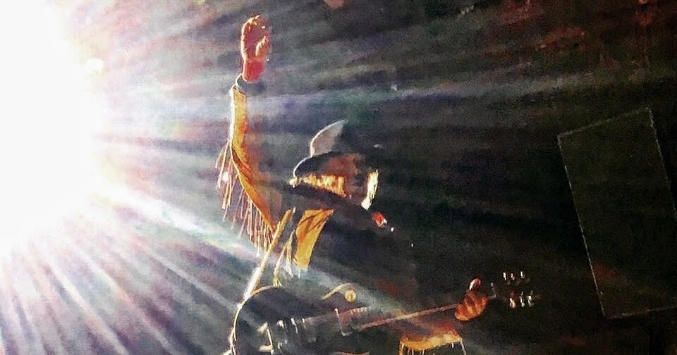 Neil Young überrascht mit 4 neuen Songs in Telluride