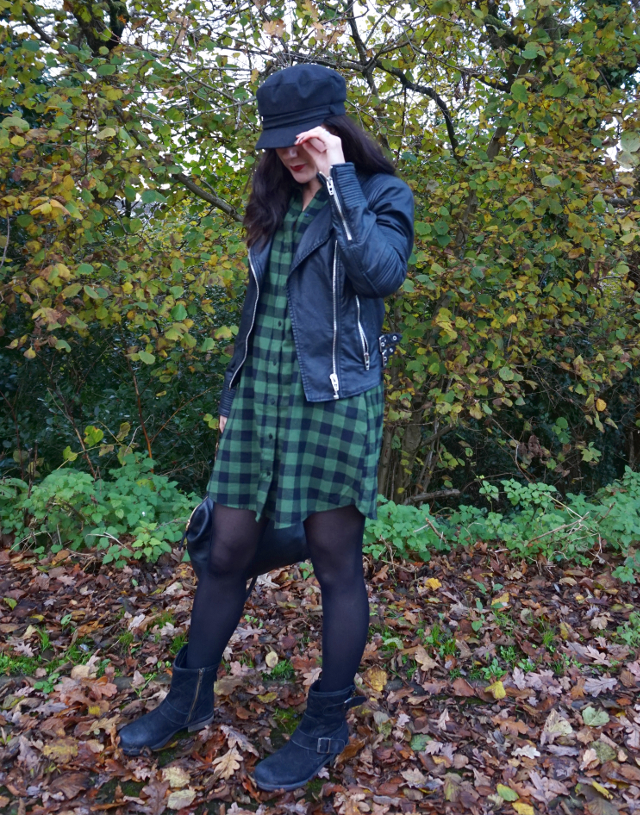 A chat about Blogging these days and an outfit i just really liked ...