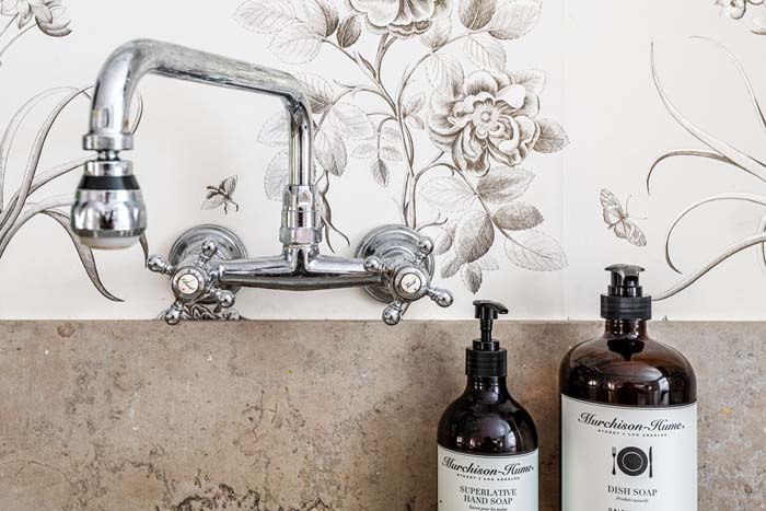 Valkoista ja romanttista