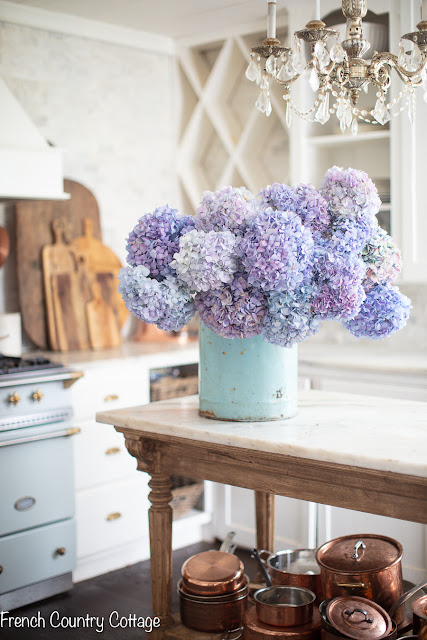 Tips to keep cut hydrangeas from wilting