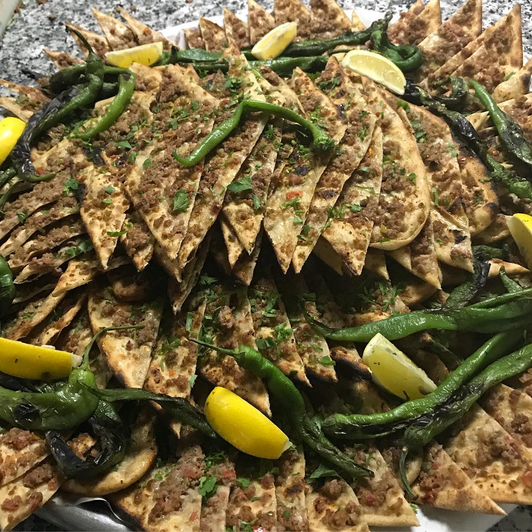 ABACI ETLİ EKMEK MERAM KONYA İFTAR MENÜSÜ Ne Kadara Yenir?