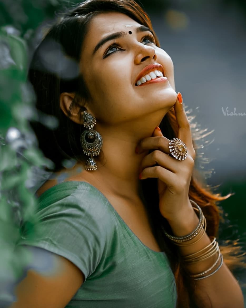 malayalam serial actress archana navel photos malayalam serial actress archana navel photos