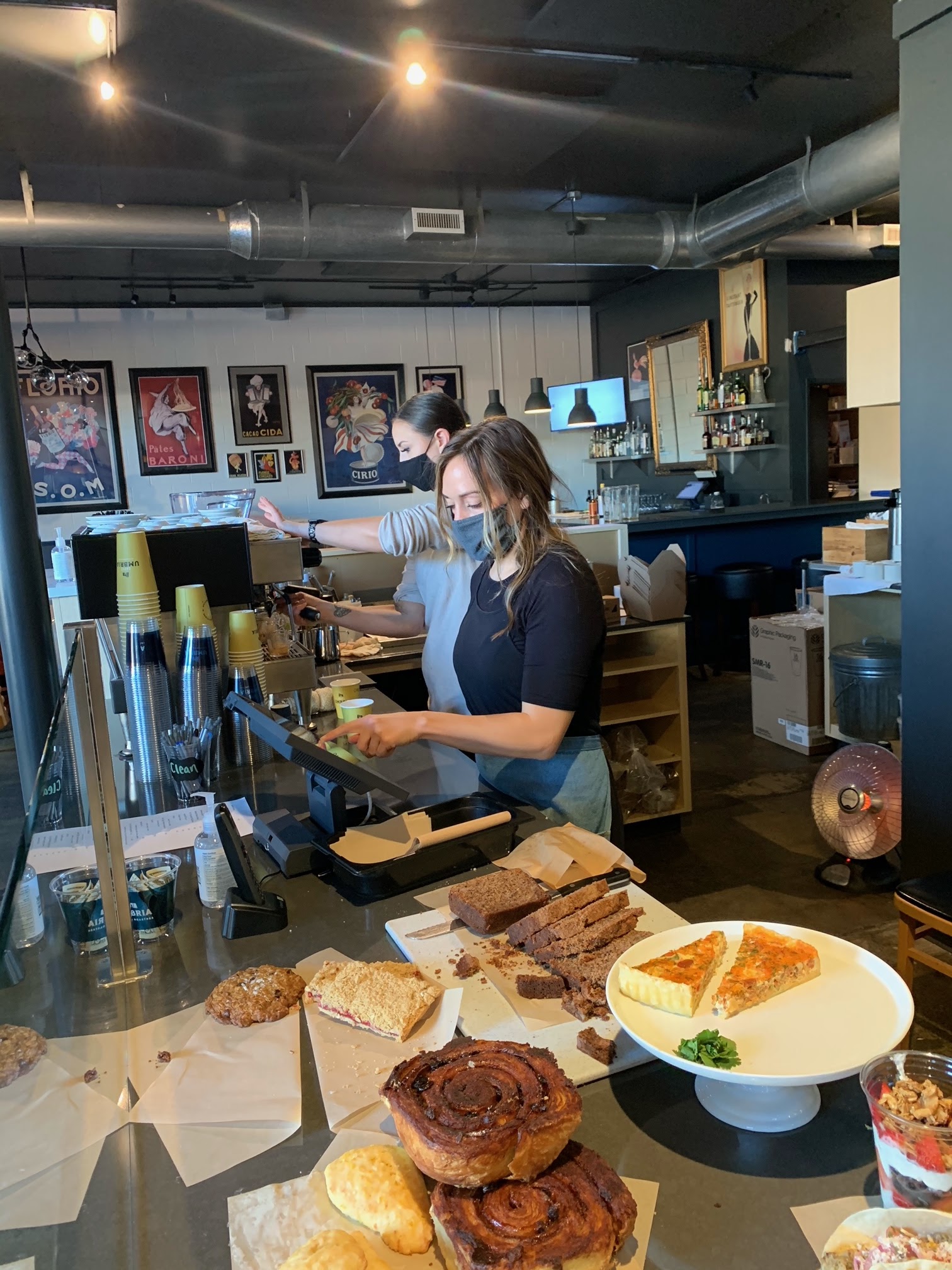 Shoreline Area News All new Blackbird Café and Bar takes flight in