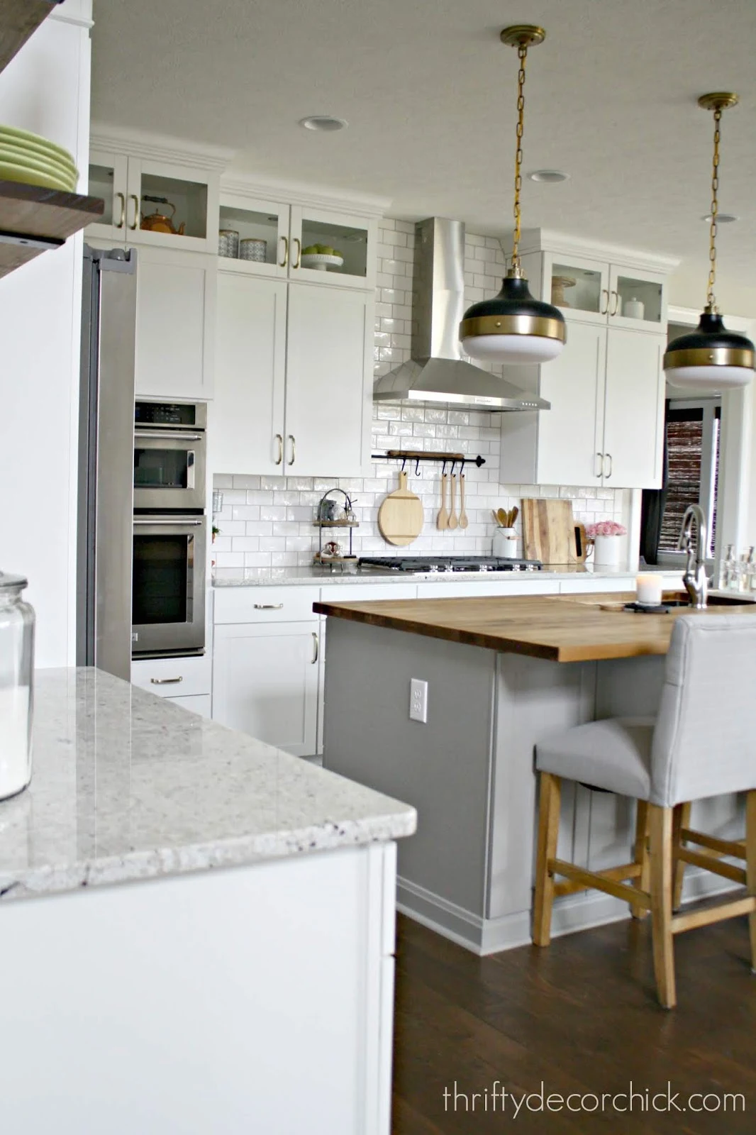 How to Upgrade the End of Builder Grade Cabinets, Thrifty Decor Chick