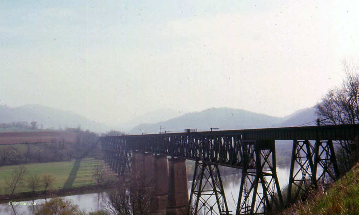 Industrial History 19091970s N&W/Virginia Bridge over New River in