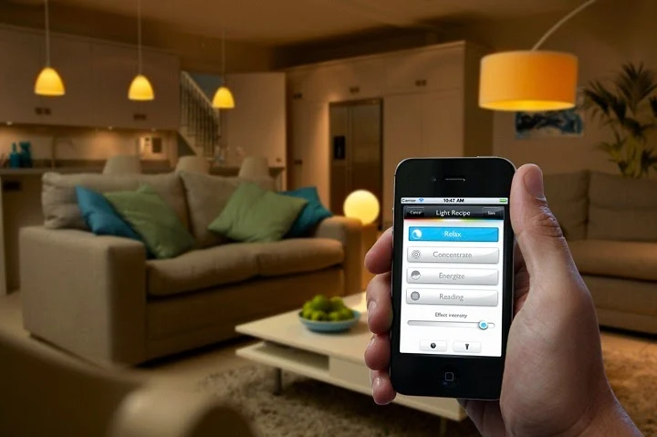 Smartphone Controlled Philips Hue Smart LED Bulbs