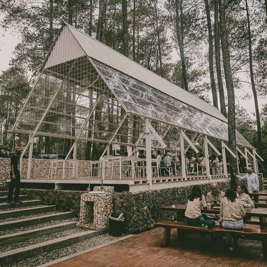 Warung Kopi Gunung Cikole