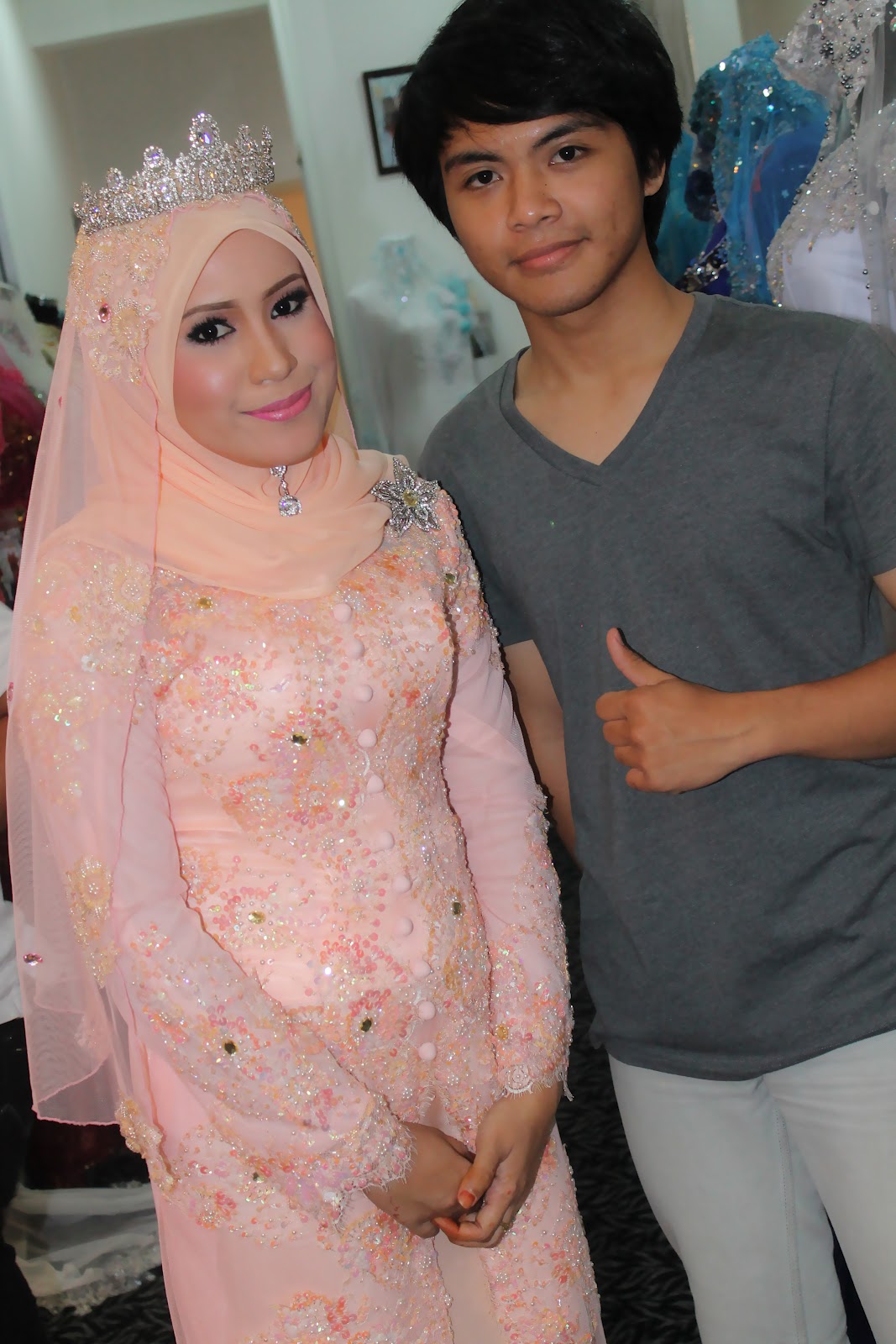 CHICHI MELAKA WITH GEE CANTIK BRIDAL HOUSE: BAJU SANDING WARNA PEACH CANTIK