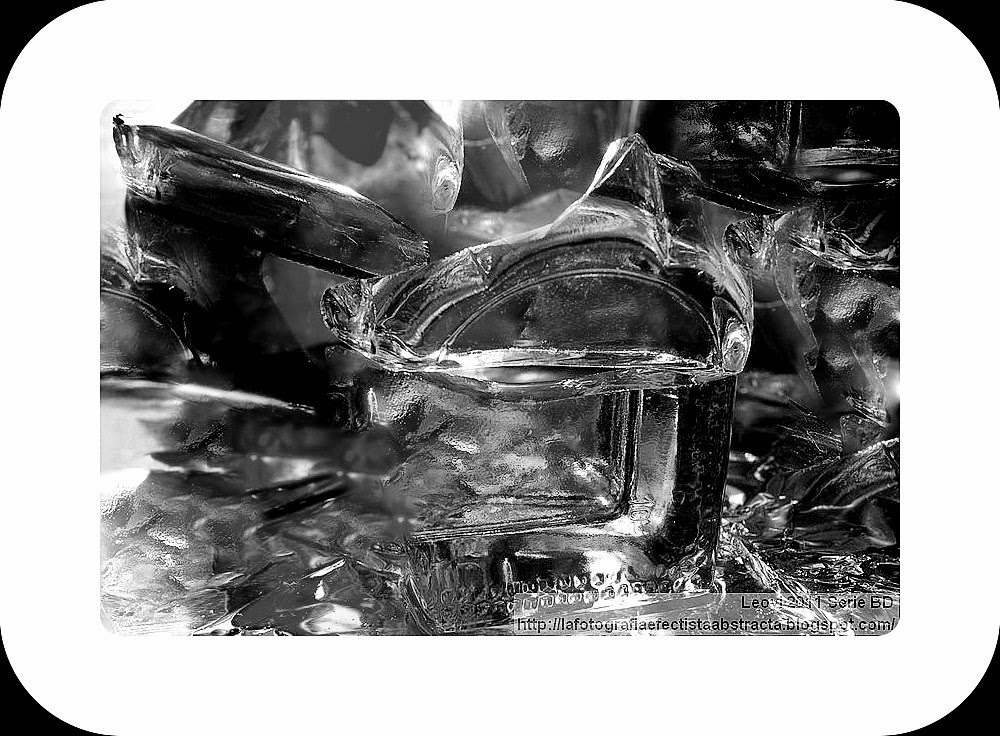 Foto Abstracta 3042 Atrapados en este mundo de cristal - Caught up in this world of crystal Foto Abstracta 3042 Atrapados en este mundo de cristal - Caught up in this world of crystal