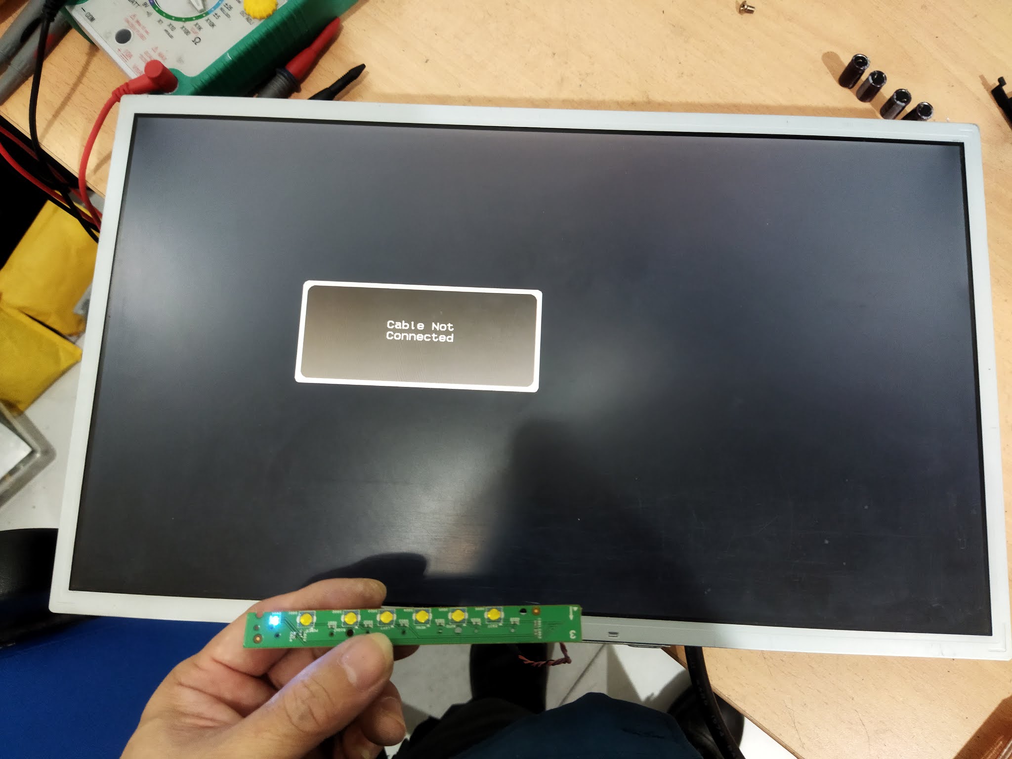Life Begins at Forty: ACER V193HQV monitor repair