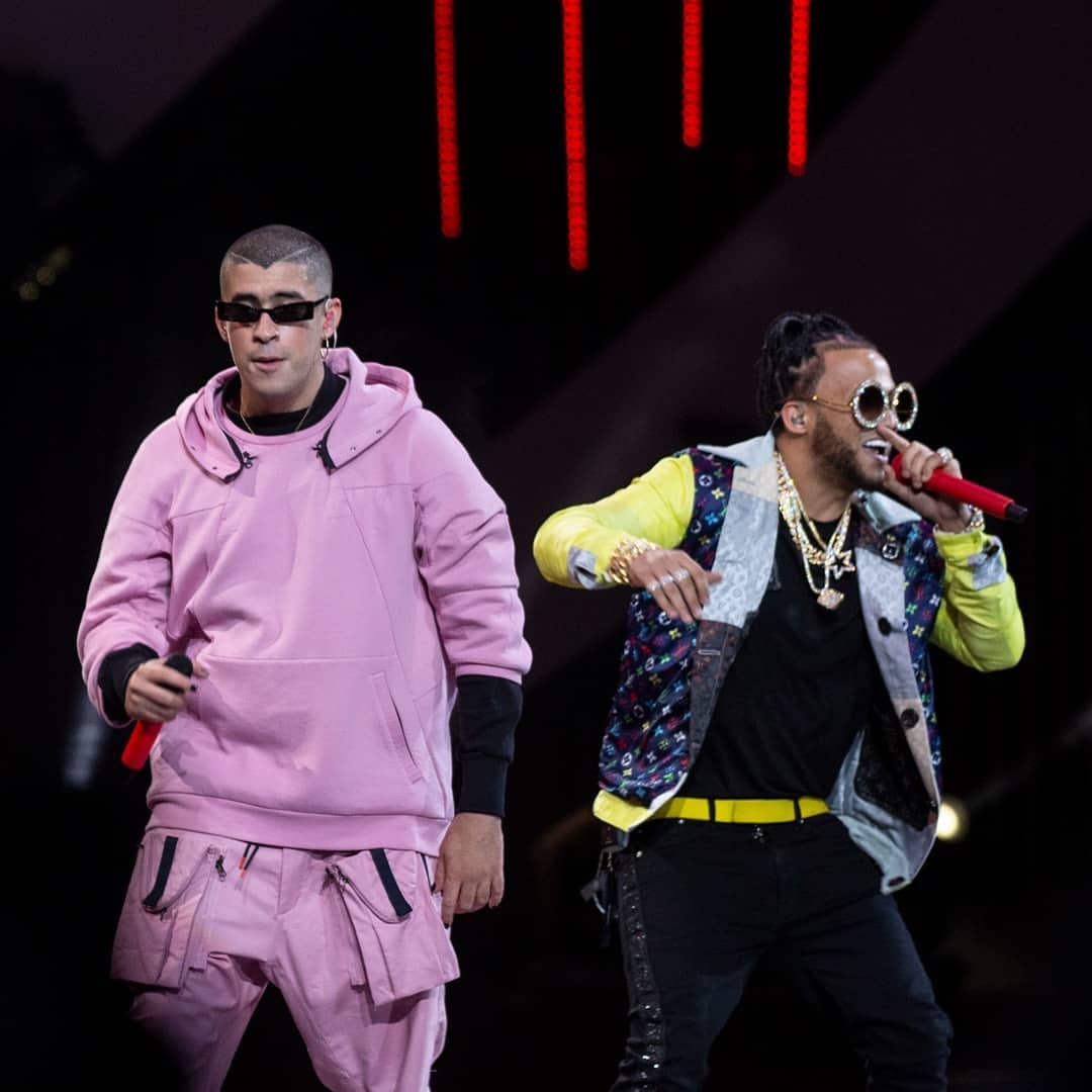 Bad bunny feat. Gogo dance el alfa. Bad bunny feat. Gogo dance el alfa. El alfa.