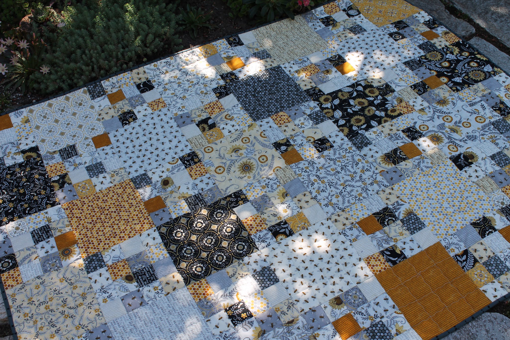 Quilting is more fun than Housework... Mini Cakes Mint Quilt