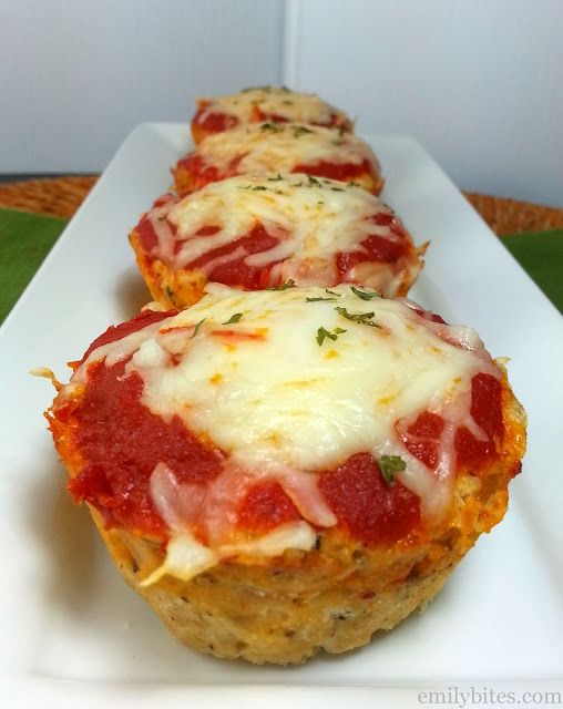 These Chicken Parmesan Meatloaf "Muffins" combine two favorites. Perfectly portioned and just 147 calories or 3 Weight Watchers SmartPoints each!