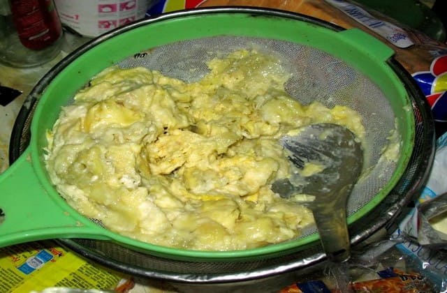 Fermentasi daging durian sebagai pelengkap kulineran kamu di Palembang, tapi yang nggak biasa, sebaiknya makan sedikit dulu Fermentasi daging durian sebagai pelengkap kulineran kamu di Palembang, tapi yang nggak biasa, sebaiknya makan sedikit dulu