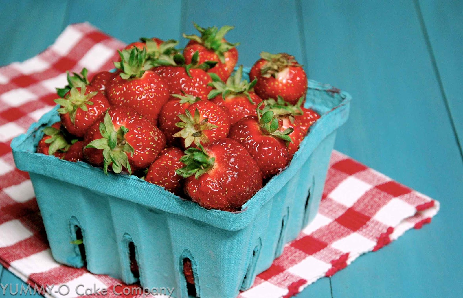 The Sweet, The Sassy and The Blur It's a StrawberryPink Kinda Week