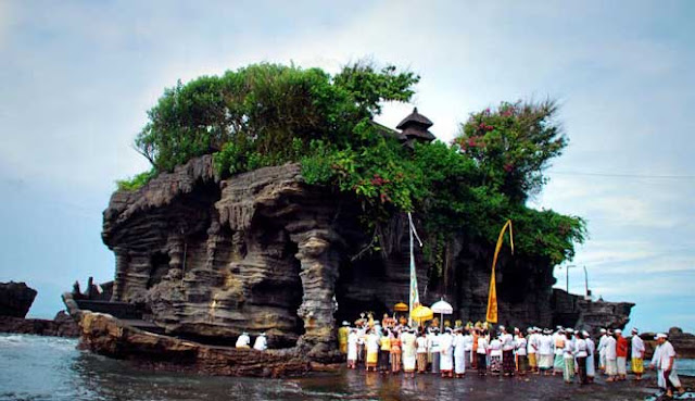 10 DAYA TARIK WISATA TERBAIK DI TABANAN, BALI