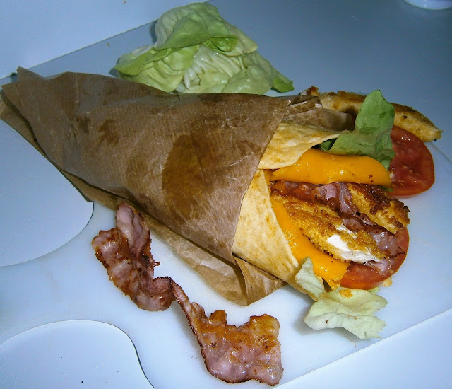 Aux délices de Fab Wrap poulet bacon comme au Mc Do