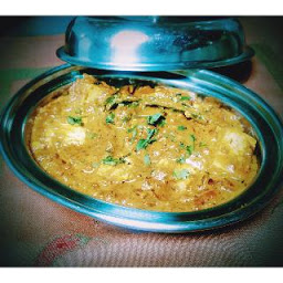 Serving paneer masala for paneer masala recipe
