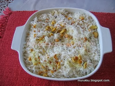 Rice noodles with coconut