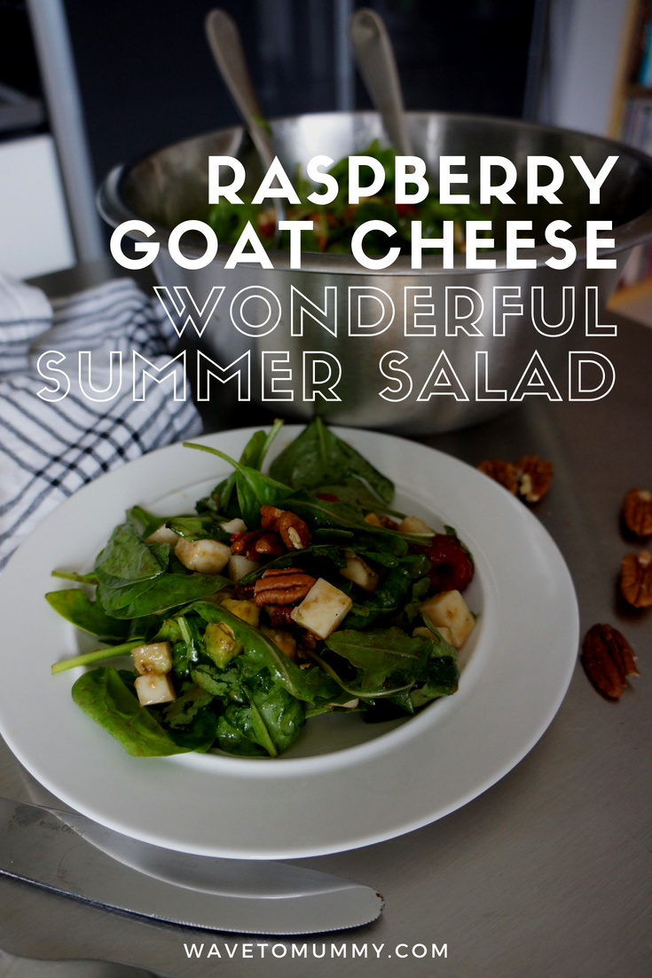 Raspberry and goat cheese Wonderful fresh summer salad