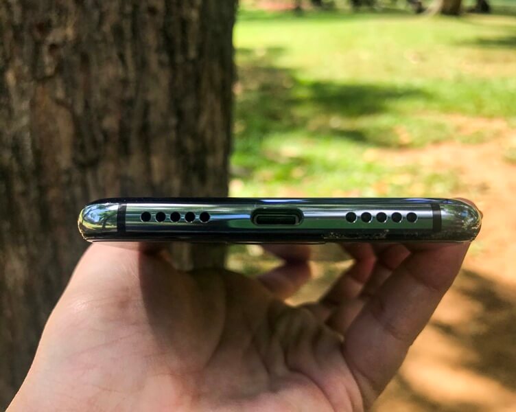 Speaker Grilles and USB Type-C Port Speaker Grilles and USB Type-C Port