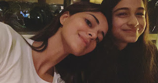 Ananya Panday Social Media Images 11-04-2020
